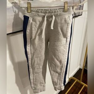 Size 6 sweatpants